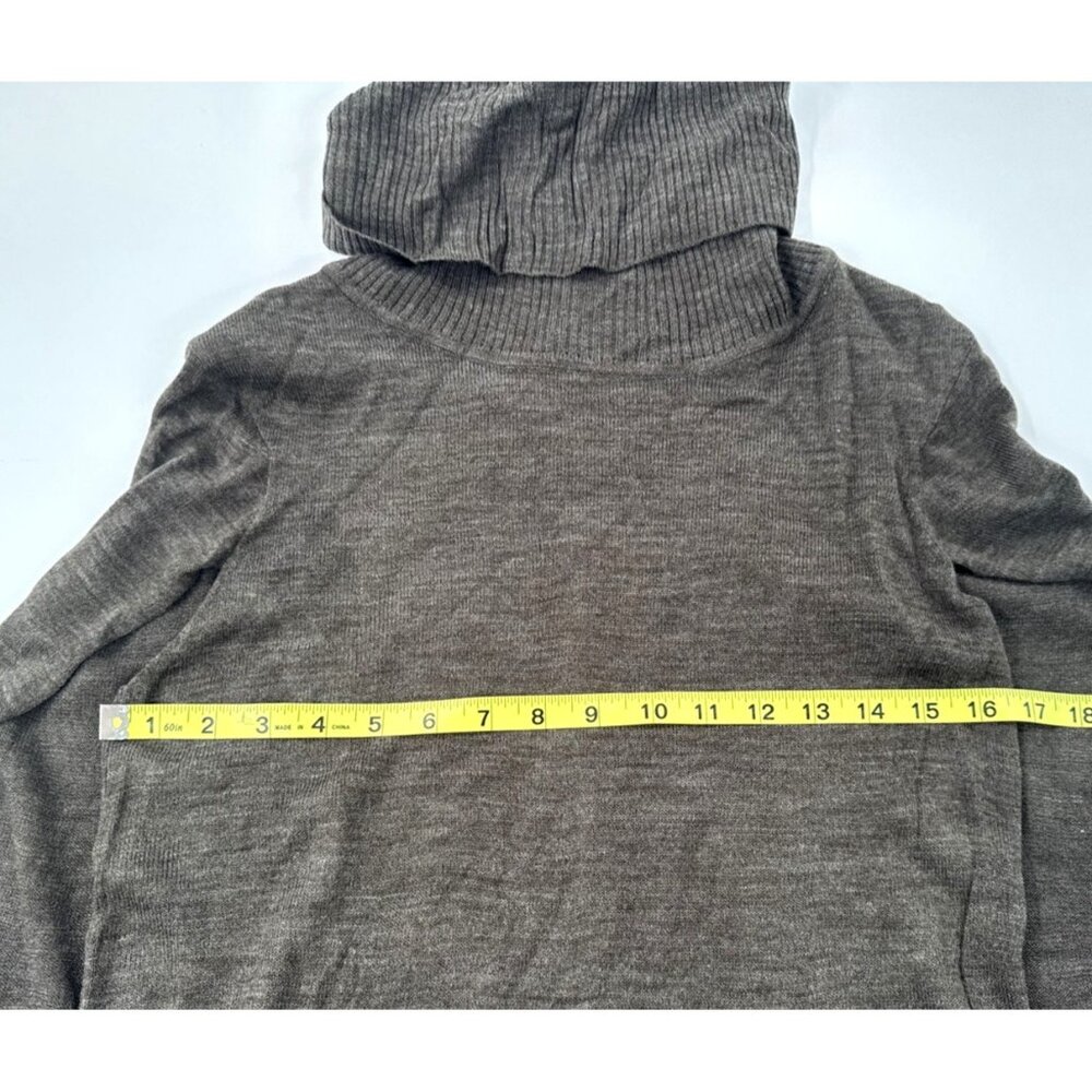 BB Dakota Womens Sweater Capelet Turtleneck Small Brown Boho Lightweight NEW - Picture 10 of 11